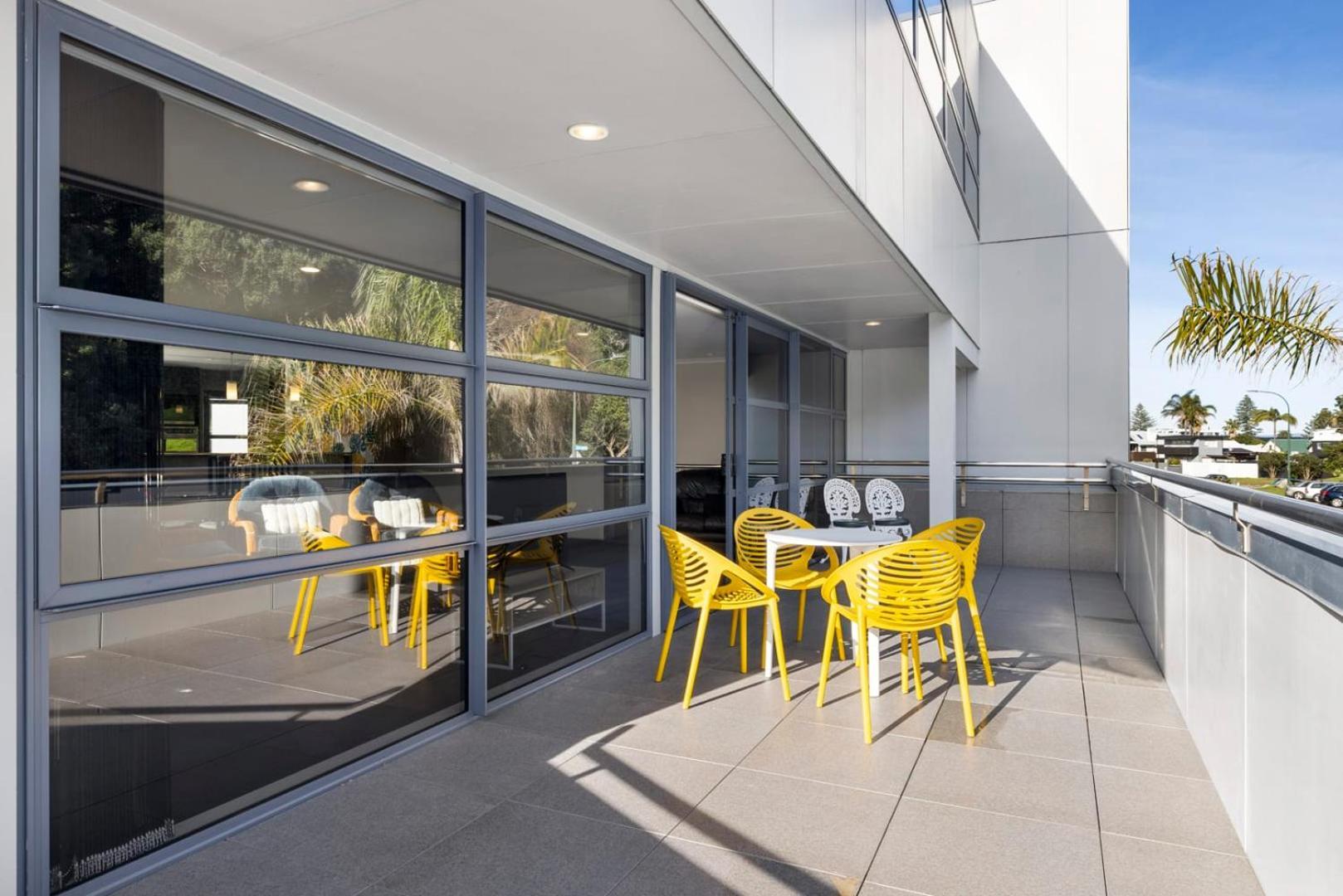 Pacific Escape - Downtown, Beach & Sea Views Mount Maunganui Exterior foto